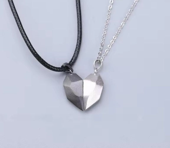 Corazón Infinito – Cadena Magnética para Parejas
